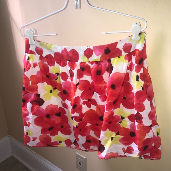 Ann Taylor LOFT Floral Skirt Sz 10 - Picture 2 of 4